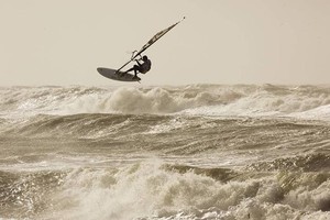 Brawzinho on fire - 2009 PWA Colgate World Cup photo copyright  John Carter / PWA http://www.pwaworldtour.com taken at  and featuring the  class