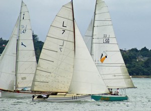 Tere Kanae (L-47), Momuri (L-7) and Scullet - 2009 Lipton Cup photo copyright Richard Gladwell www.photosport.co.nz taken at  and featuring the  class