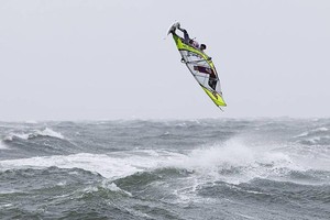 Jonas tweaked - 2009 PWA Colgate World Cup photo copyright  John Carter / PWA http://www.pwaworldtour.com taken at  and featuring the  class