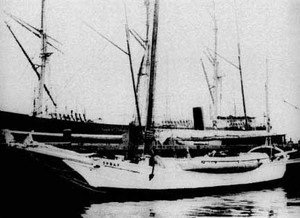 HISTORICAL: JOSHUA SLOCUM'S 11.2 METER (36ft 9in) GAFF RIGGED CUTTER 'SPRAY', BUILT OVER THE FRAME OF AN OYSTER SLOOP, AND HAD NO MODERN NAVIGATION OR SAILING AIDS.
PICTURE: Copyright D.H.CLARKE ARCHIVE/ PPL photo copyright SW taken at  and featuring the  class
