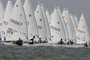 Anna Tunnicliffe USA 192977 takes lead. © 2008 Richard de Jonge. - Delta LLoyd Regatta photo copyright  SW taken at  and featuring the  class