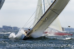 The 6 Metre worlds 2009 in Newport Rhode Island. Wednesday 2nd day of racing.
The race committee led the fleet under the Newport Bridge and up in to Narragansett Bay with a 16-22 knot wind out of the North East.
paul@outsideimages.co.nz  UK (44) 7825295778
Credit line must read: ©Paul Todd/outsideimages.co.nz
or a Û50 fee will be charged photo copyright Paul Todd/Outside Images http://www.outsideimages.com taken at  and featuring the  class