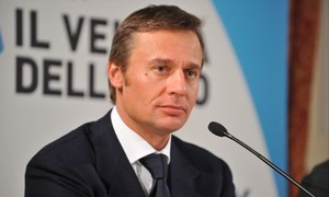 Ernesto Bertarelli receives Italy's Special Award