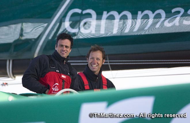 GROUPAMA 3, Skipper Franck Cammas (FRA) (left) - Jules Verne trophy  © ThMartinez / Sea & Co - Copyright http://www.thmartinez.com