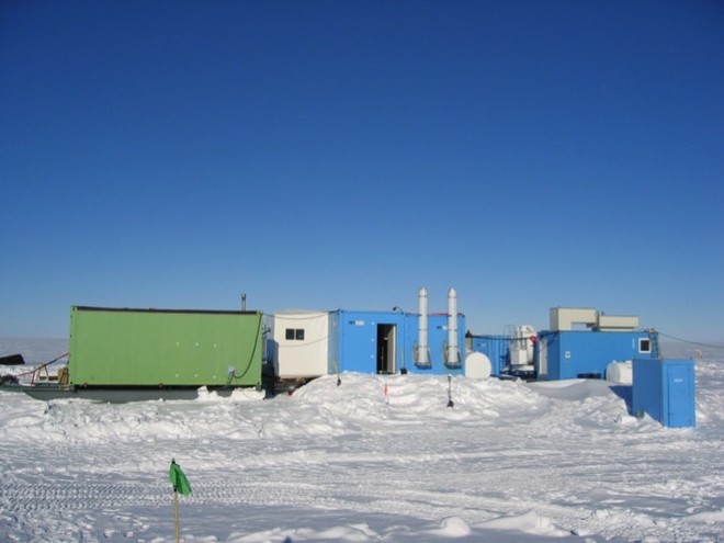 The ANDRILL hot-water drill in use in a previous Antarctica project. © Tamsin Falconer