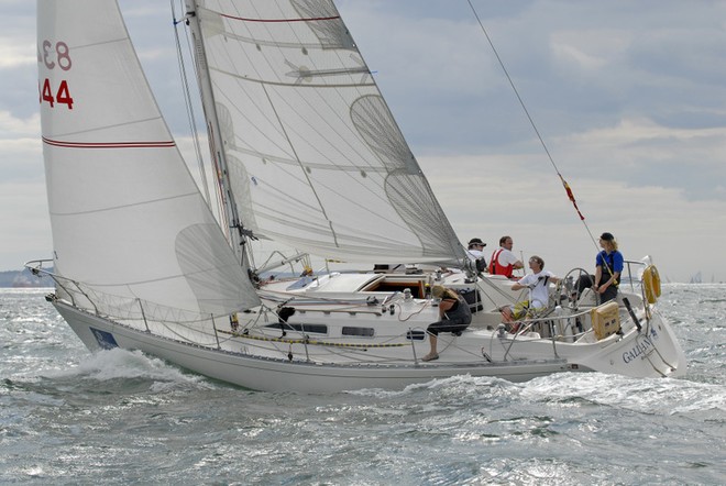 Cowes Week 2010 ©  Rick Tomlinson http://www.rick-tomlinson.com