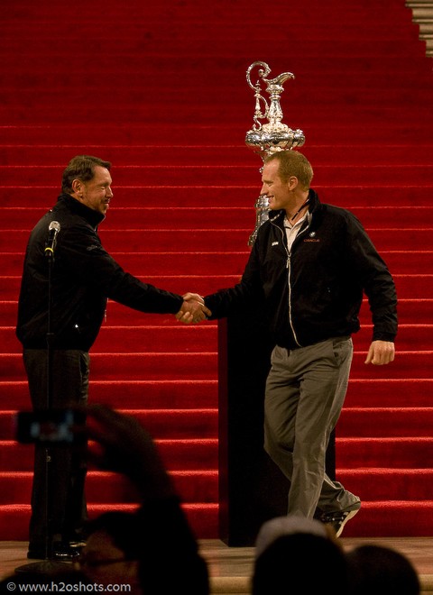 Larry, meet Jimmy! © Erik Simonson/ h2oshots.com