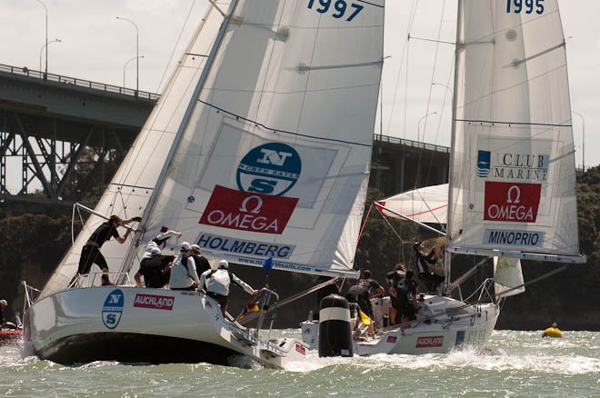Magnus Holmberg versus Adam Minoprio. RR2. Omega Auckland Match Race Regatta. 4/3/2010 © Chris Cameron/ETNZ http://www.chriscameron.co.nz