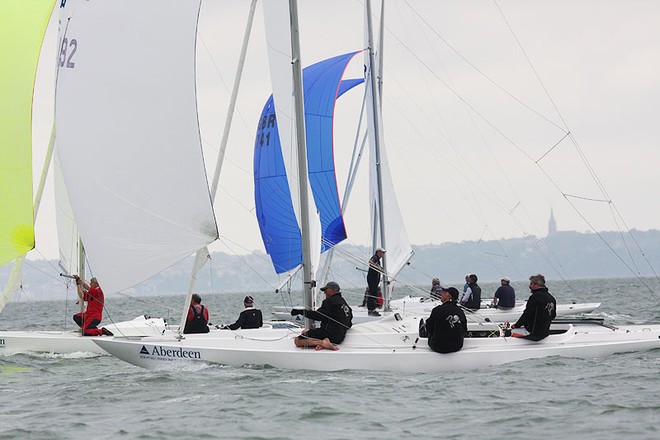 Fleet Running - Dragon UK South Coast Championship 2010 © Fiona Brown http://www.fionabrown.com