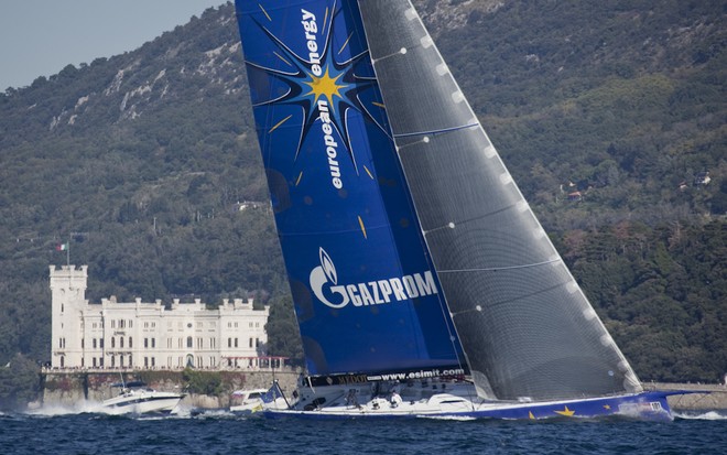 Esimit Europa 2 - Barcolana 2010 © Carlo Borlenghi, Luca Buttò, Stefano Gattini