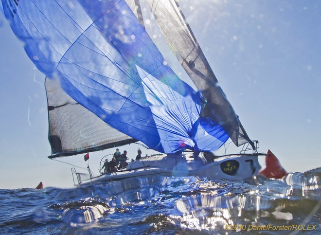 7 SUNDANCE Gary Beer<br />
2010 Rolex Farr 40 North American Championship,<br />
Annapolis MD, USA © Daniel Forster http://www.DanielForster.com