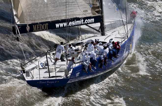 Giraglia Rolex Cup 2010 - Start in St Tropez © Carlo Borlenghi / www.carloborlenghi.com