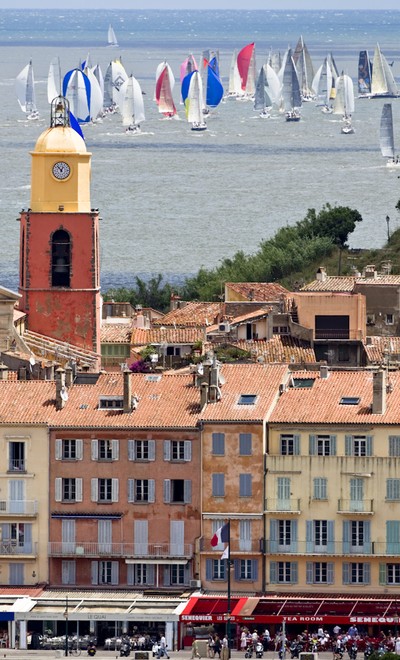 Giraglia Rolex Cup 2010 - Start in St Tropez © Carlo Borlenghi / www.carloborlenghi.com
