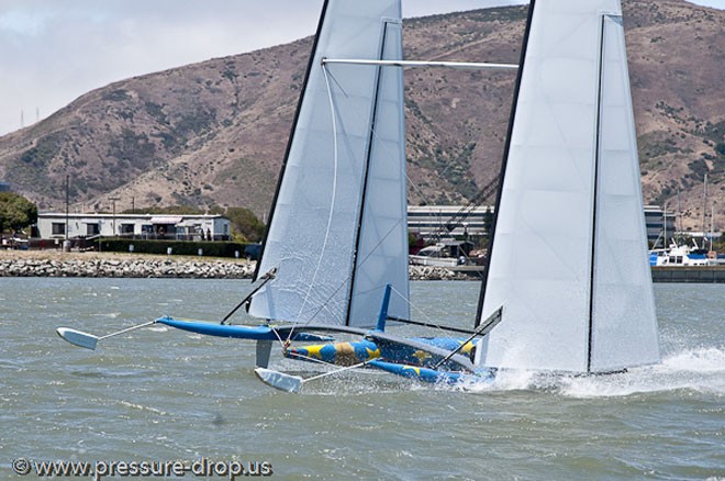 In the water... © Erik Simonson/ pressure-drop.us http://www.pressure-drop.us