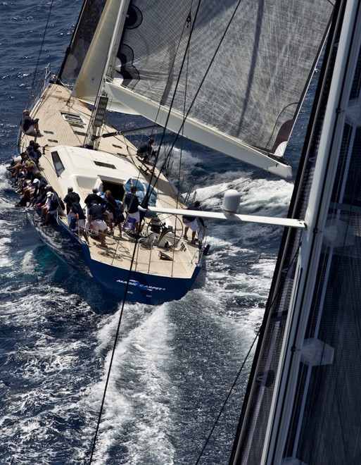 Porto Cervo, 09/06/10<br />
MAGIC CARPET<br />
- Loro Piana Superyacht Regatta © Carlo Borlenghi / www.carloborlenghi.com