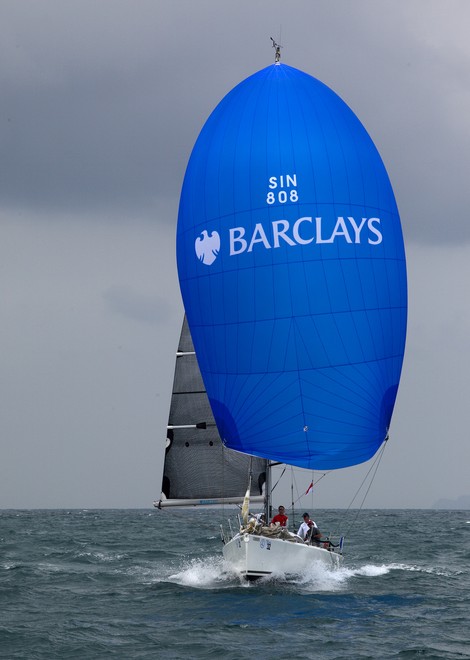 Neptune Regatta 2011. Men at Work crosses the line. © Guy Nowell http://www.guynowell.com