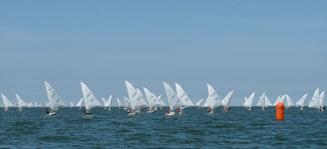 Splash fleet action © Diana Bogaards