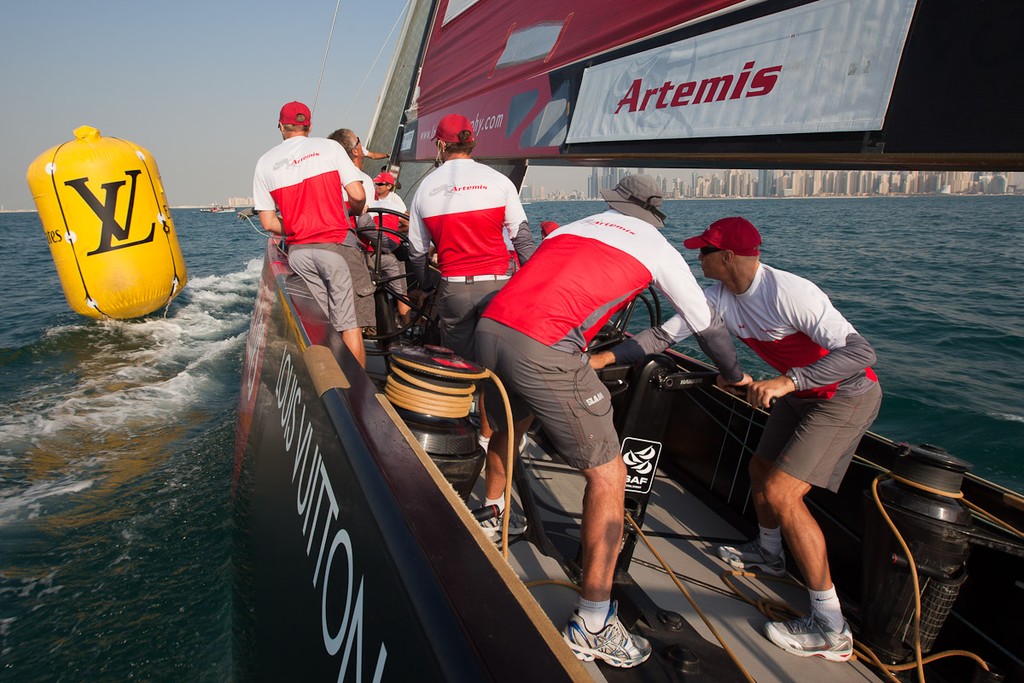 Torbjorn Tornqvist joined the race crew during RR2. Artemis Racing (SWE) vs. Mascalzone Latino Audi Team (ITA). Dubai, United Arab Emirates, November 22nd 2010. Louis Vuitton Trophy  Dubai (12 - 27 November 2010) © Sander van der Borch / Artemis Racin © Sander van der Borch / Artemis Racing http://www.sandervanderborch.com
