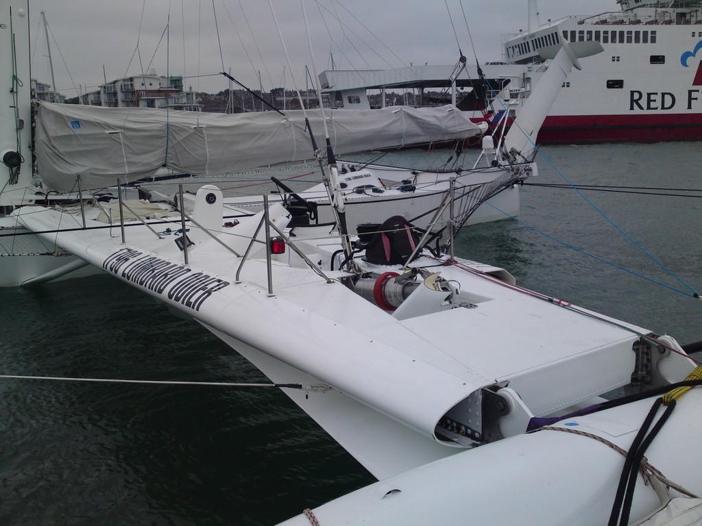 l’Hydroptere, Cowes, Isle of Wight © SW