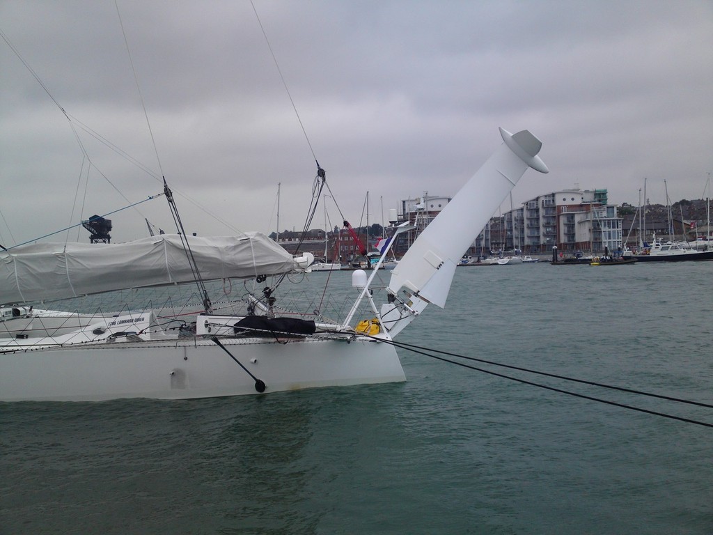 l’Hydroptere, Cowes, Isle of Wight © SW