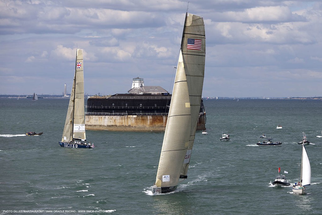 Cowes (UK, IOW) - The 1851 Cup -  BMW ORACLE Racing - Day 2<br />
 © BMW Oracle Racing Photo Gilles Martin-Raget http://www.bmworacleracing.com