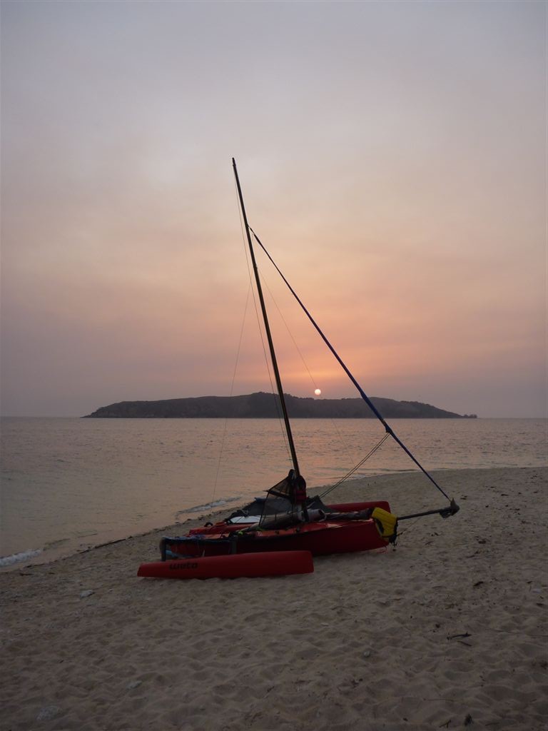 Weta Sails 350km from Townsville to Cairns © David Meade