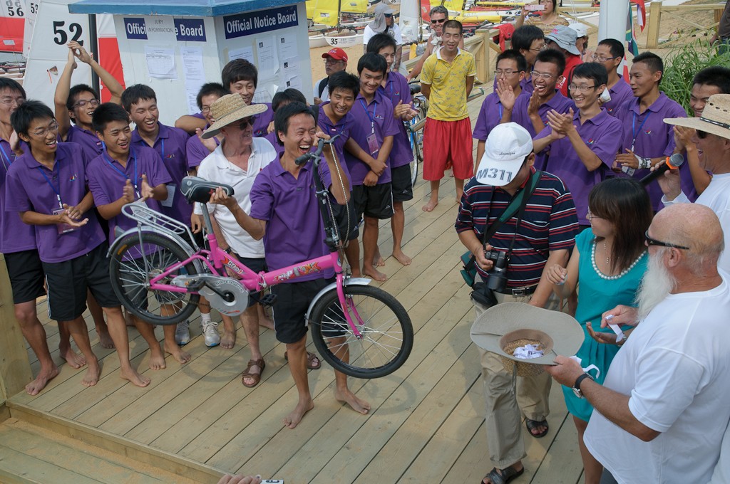 Bike raffle with the volunteers - Hobie 16 World Championships © Paul Pascoe