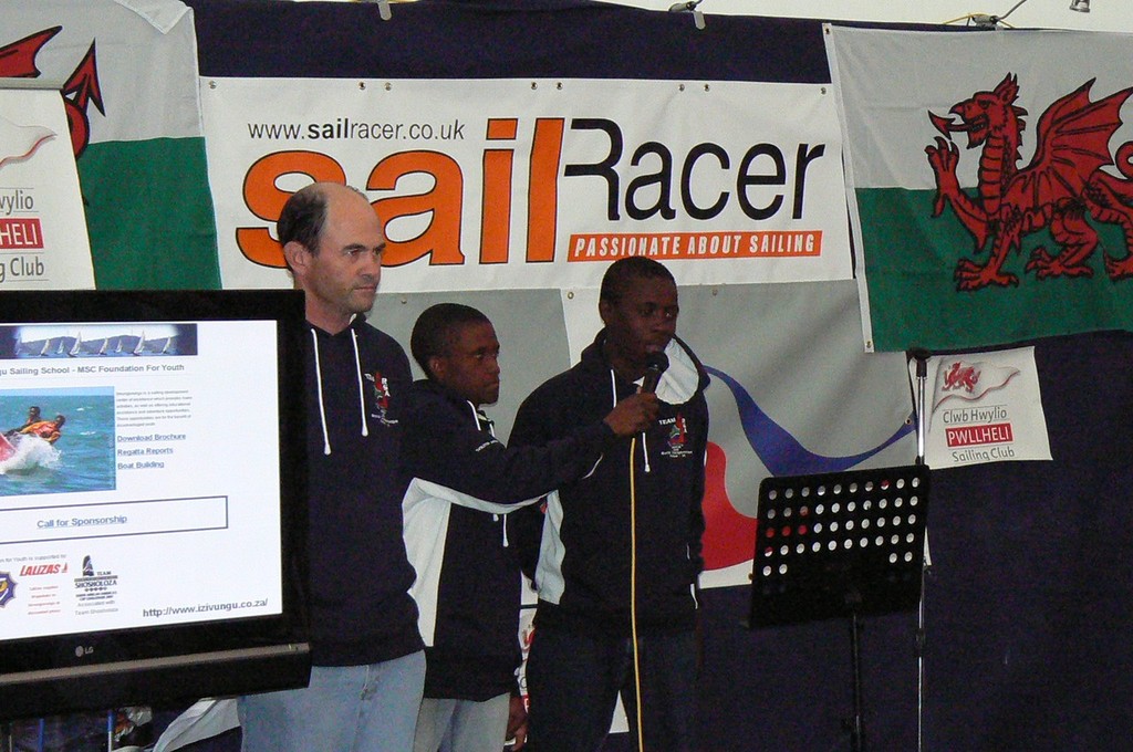 Howard and Renaldo thanking the people for their support - 2011 Mirror World Championships © Mandy Lombard