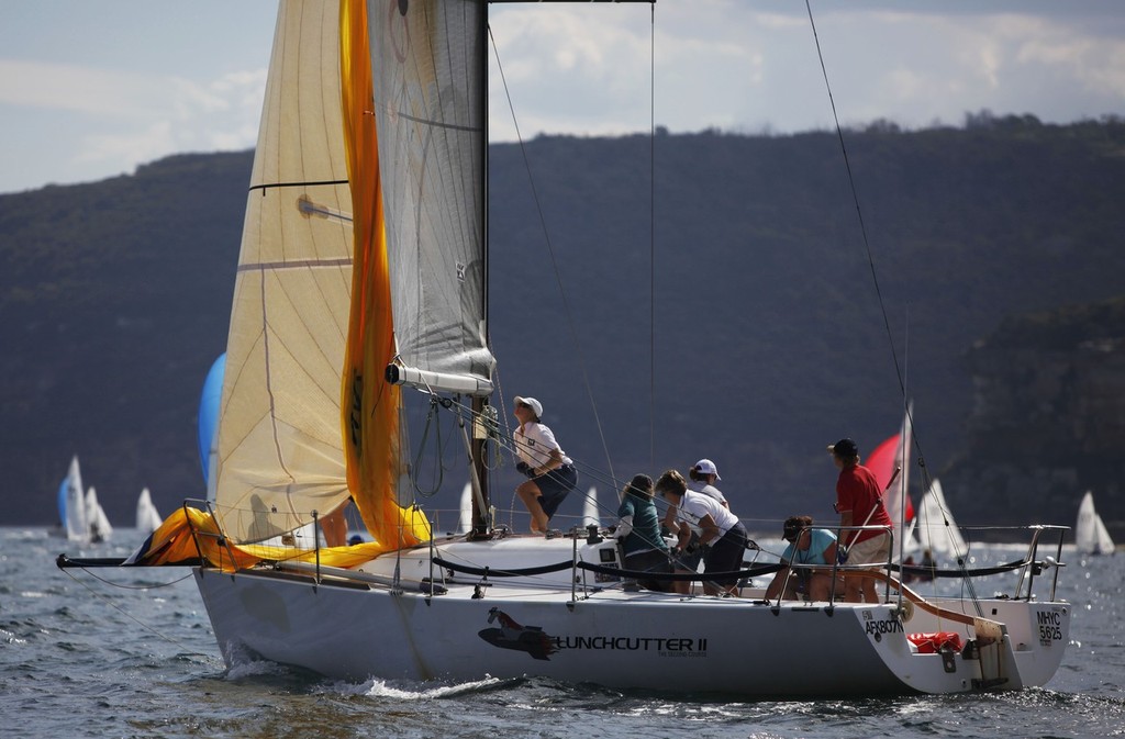 First hoist - MYC Musto /Sturrocks Womens Challenge © Krystle Wright