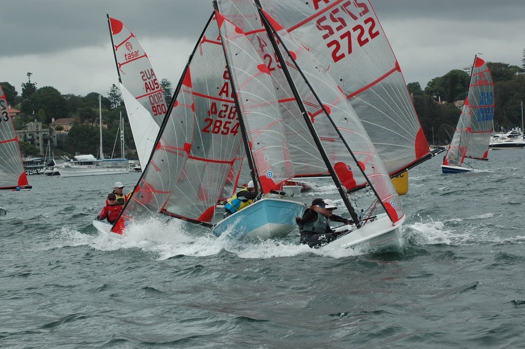 The AA Team get top grades on day 1 of Tasar Nationals