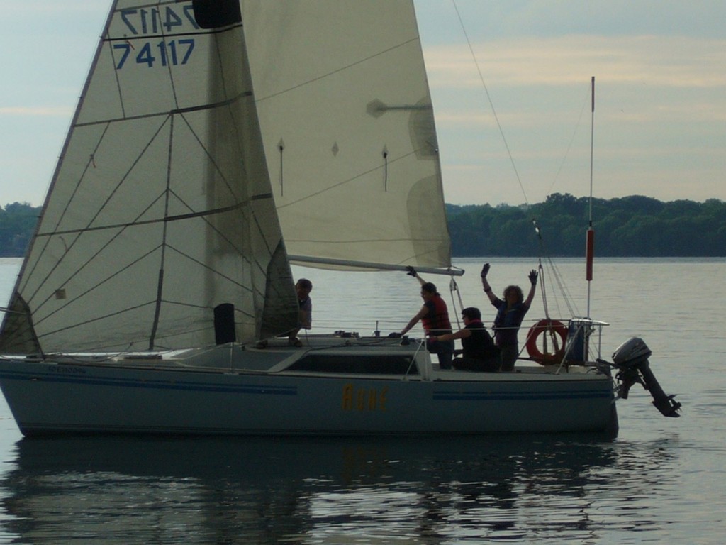 Hiya from WOW at LSYC © Heather Robertson