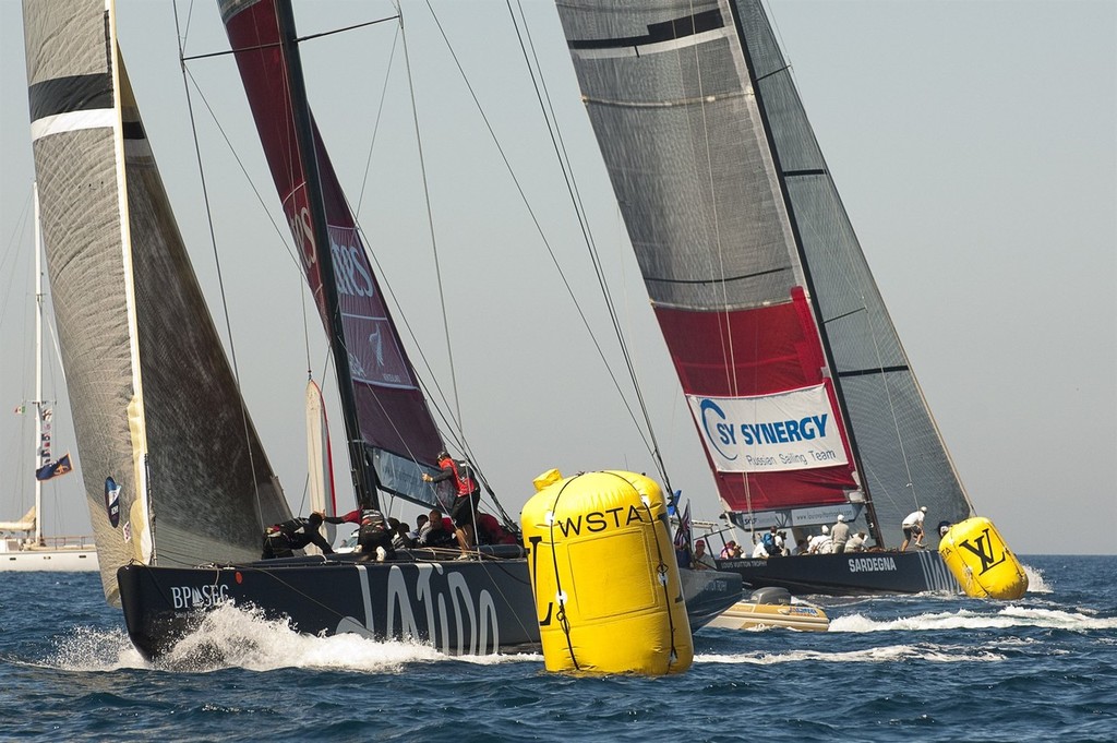 Emirates Team New Zealand race Synergy (RUS) in the finals. Louis Vuitton Trophy. La Maddalena, Sardinia, Italy. 6/6/2010 © Chris Cameron/ETNZ http://www.chriscameron.co.nz