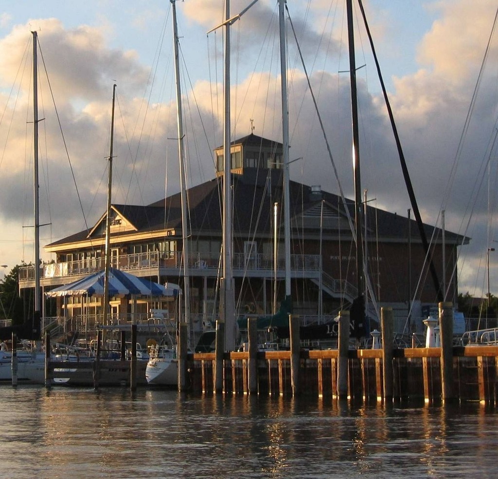 Port Huron Yacht Club © Port Huron Yacht Club http://www.phyc.org/