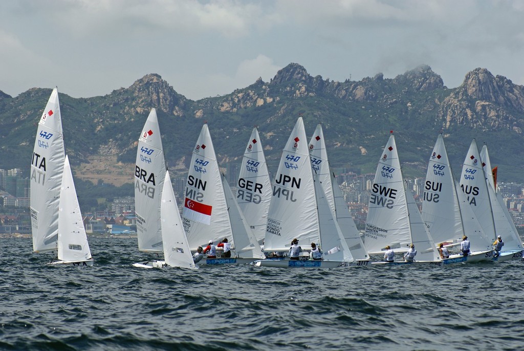 If the 470 makes it back for 2016, it will probably be as a Mixed crew boat with cost reductions © Richard Gladwell www.photosport.co.nz