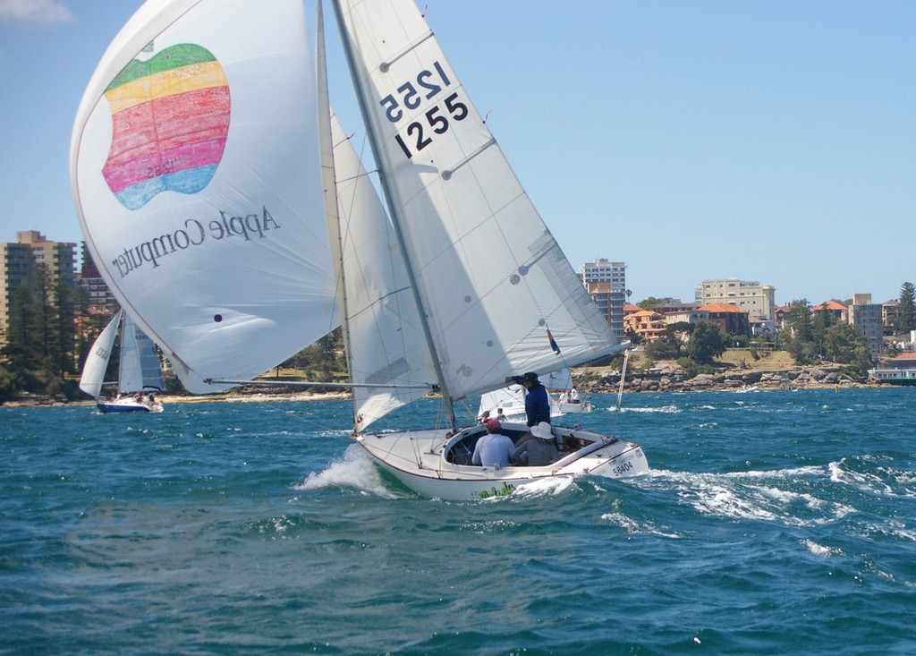 The smallest yacht in the MYC fleet, the Swanson Dart Melody, at full throttle. © Ken Terrens nixon