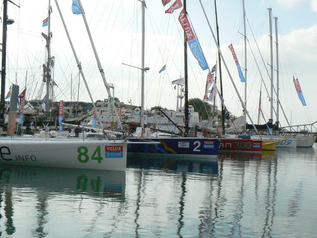 Velux 5 Oceans start, October 2010 © Pierre Alain Varreon