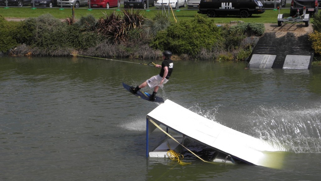 On the water action from the Waikato Boat, Fishing and Leisure Show © SW