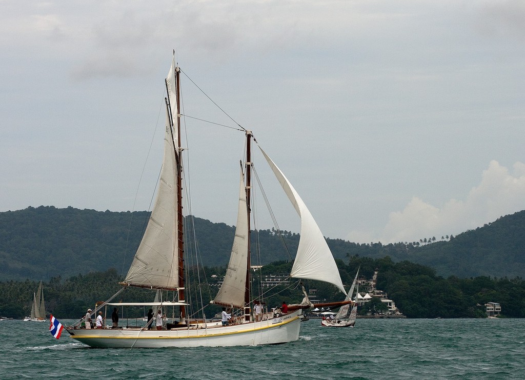 Six Senses Phuket Raceweek 2010 - Seraph sails serenely past the Evason Resort © Guy Nowell http://www.guynowell.com