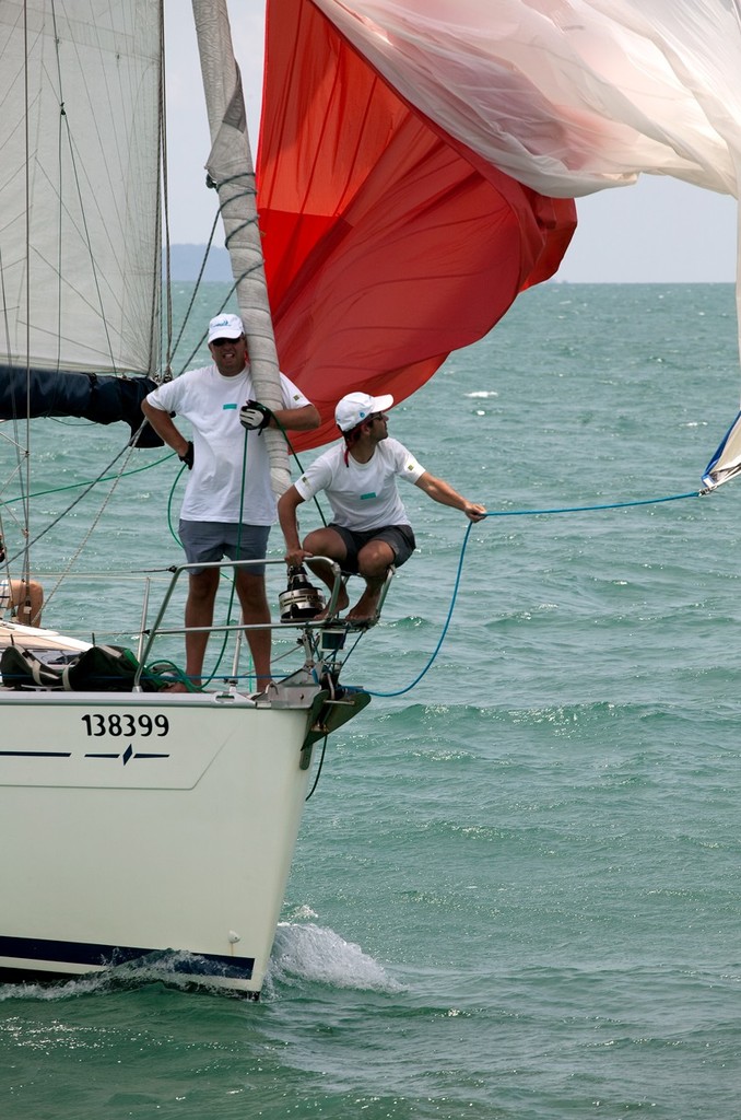 Reef Knot. Top of the Gulf Regatta 2010. © Guy Nowell http://www.guynowell.com