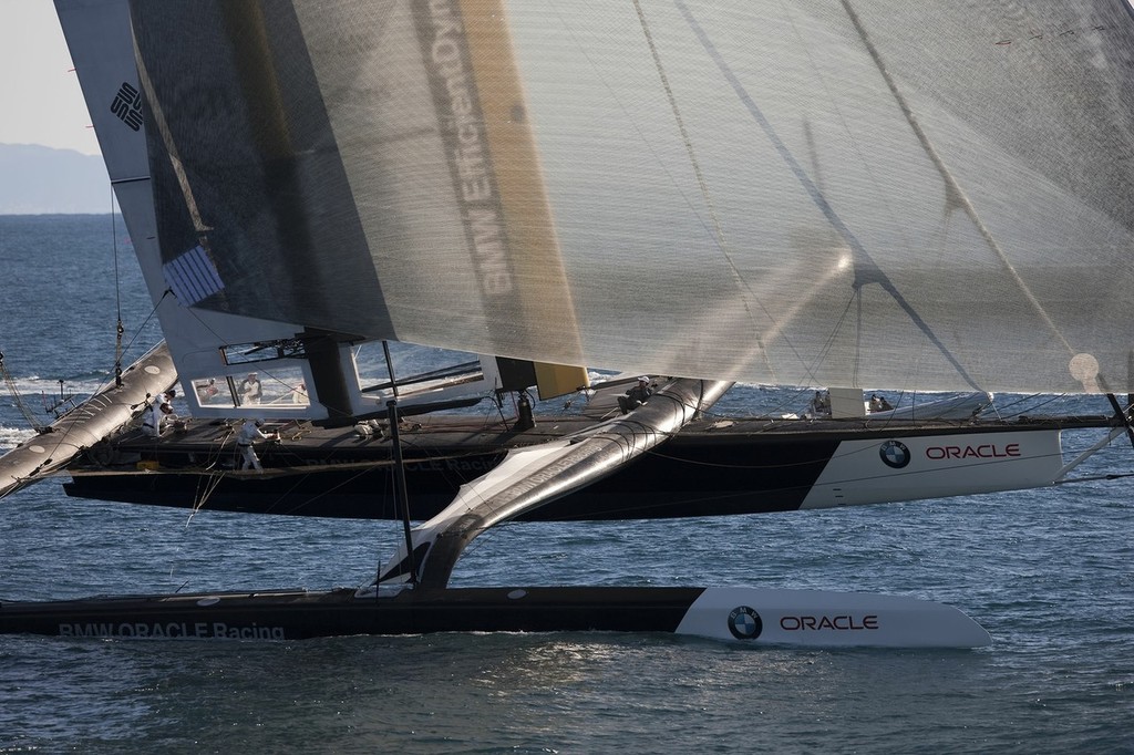 Mainsheet loads on BMW Oracle Racing’s 120ft trimaran reduced from 27 tons with a soft mailsail, to 2.5tonnes with the wingsail. © BMW Oracle Racing Photo Gilles Martin-Raget http://www.bmworacleracing.com