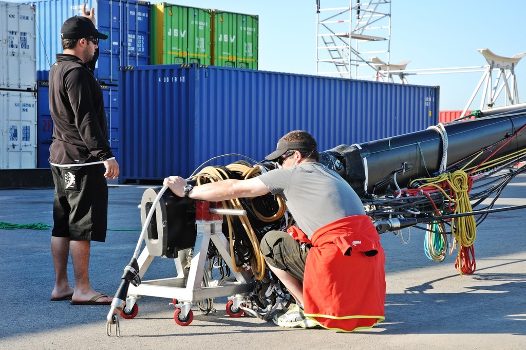 il mostro is craned back into the water in Alicante, Spain. © Volvo Ocean Race http://www.volvooceanrace.com