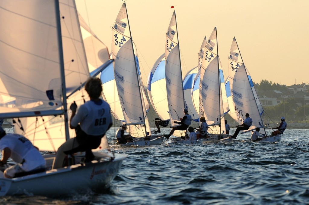 The 420 Boys class on day 2 of the Volvo Youth Sailing ISAF World Championships 2010, in Istanbul, Turkey<br />
 ©  David Kneale/Volvo Ocean Race http://www.volvooceanrace.com/