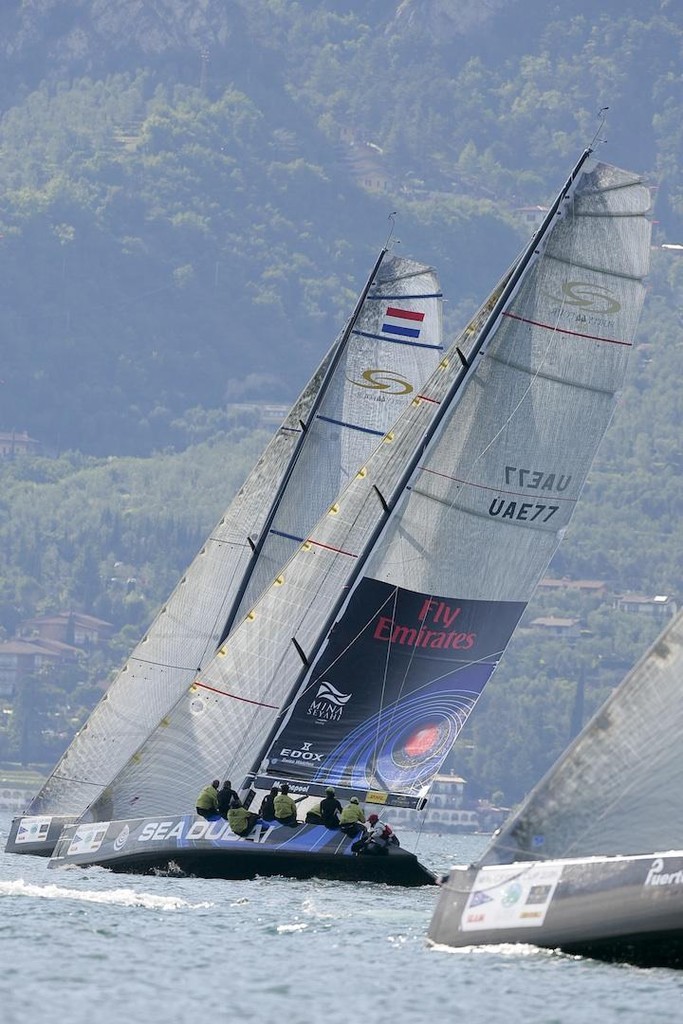 RC44 Malcesine Cup<br />
July 8-12 2009<br />
Malcesine Lake Garda, Italy © Nico Martinez http://www.nicomartinez.com