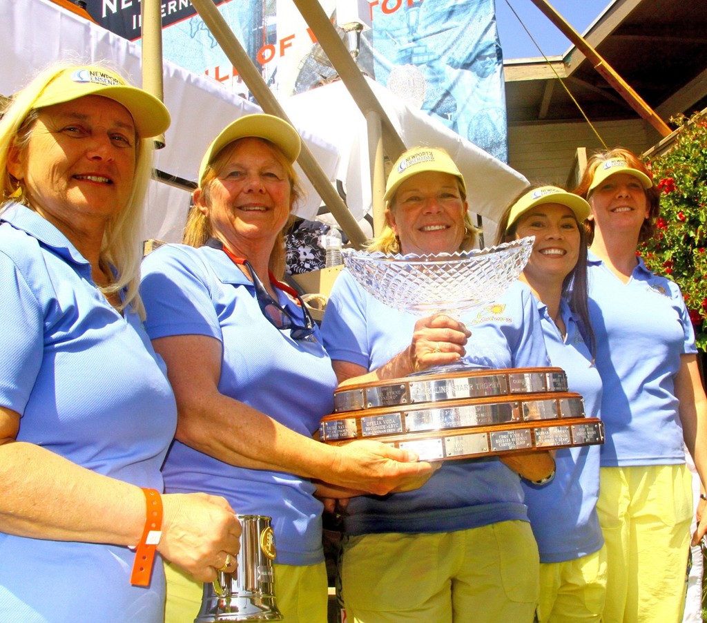 All-Woman winner Cindy Wynne with her Sol Mate crew - 2010 Newport-Ensenada International Yacht Race © Rich Roberts http://www.UnderTheSunPhotos.com