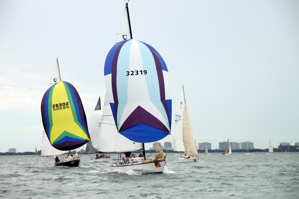 The venerable T-10 class, 24 boats strong, once again heads for Mackinac Island in 2011 © Event Media