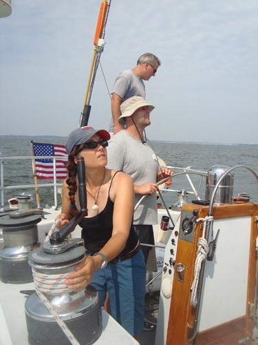 Rachael Miller and her husband Jamie Lyne at the wheel of American Promise © SW