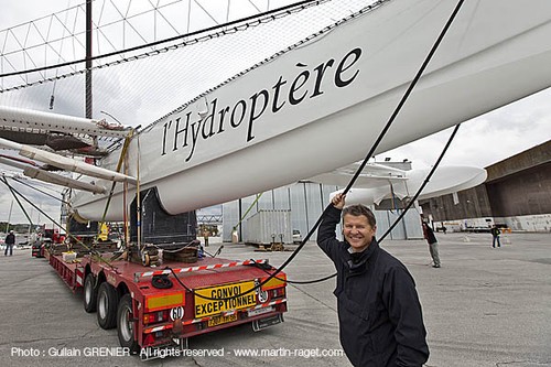 Hydroptere - Launch at Eric  Tabarly Sailing City © Guilain Grenier / Hydroptere http://www.martin-raget.com