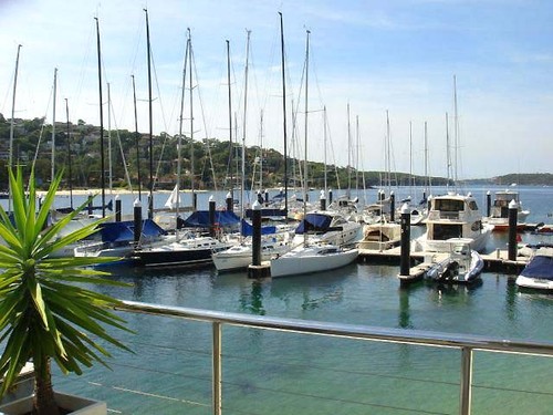 Who wouldn’t want to talk about boats at this location. ©  John Curnow