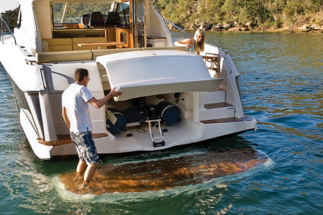 Designers retained the dinghy garage between the Zeus pods © Riviera Marine