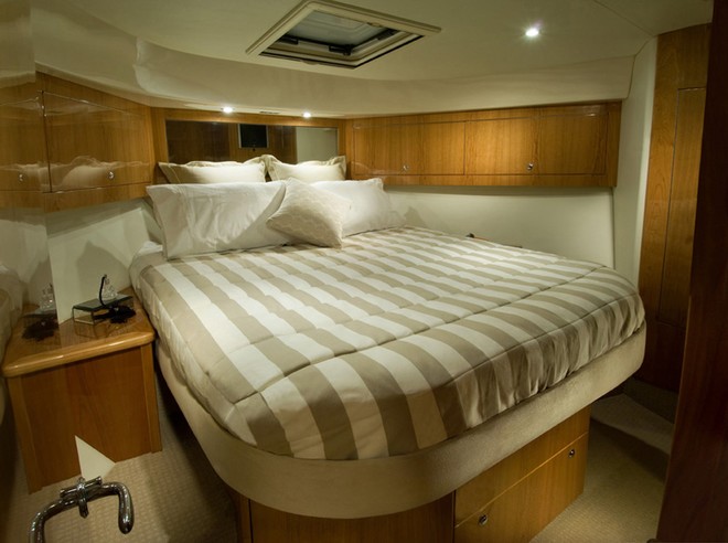 The bed runs to a full two metres in length. © Riviera Marine